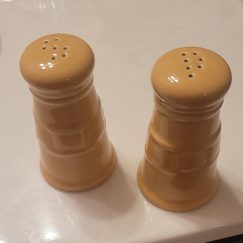 SOLD | Vtg Longaberger Butternut Salt and Pepper Shakers with Plugs